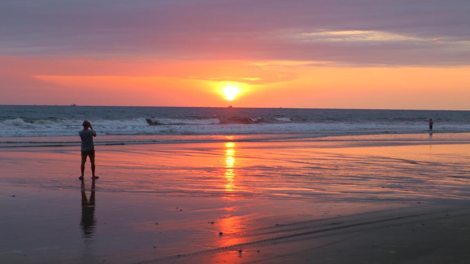 Hotel Sol Y Playa Montanita Ngoại thất bức ảnh